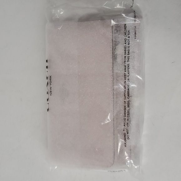NWT Coach C5610 Double Zip Leather Wallet Silver/Ice Pink(Firm Price - Last One) - Picture 12 of 12